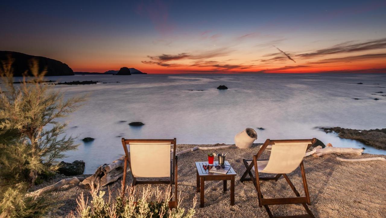 Tania Milos Pollonia Exteriér fotografie